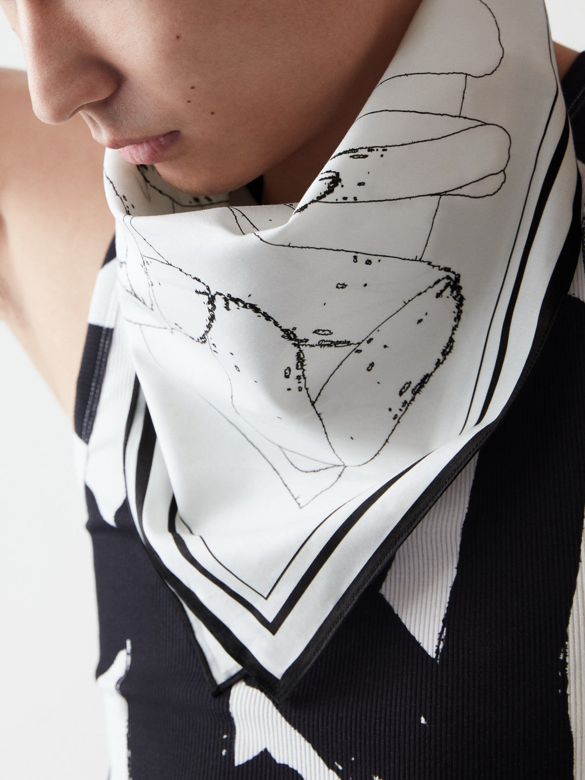 NECKERCHIEF-01 White