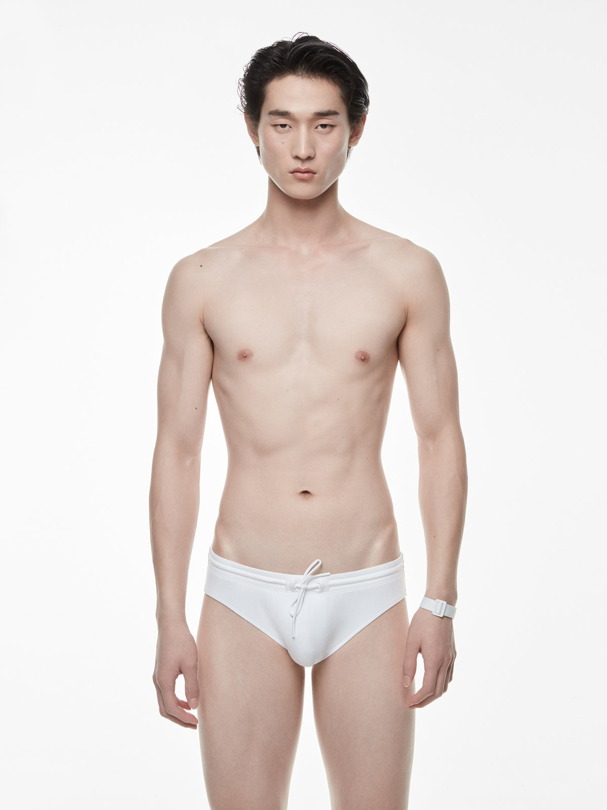 SWIM-01 White