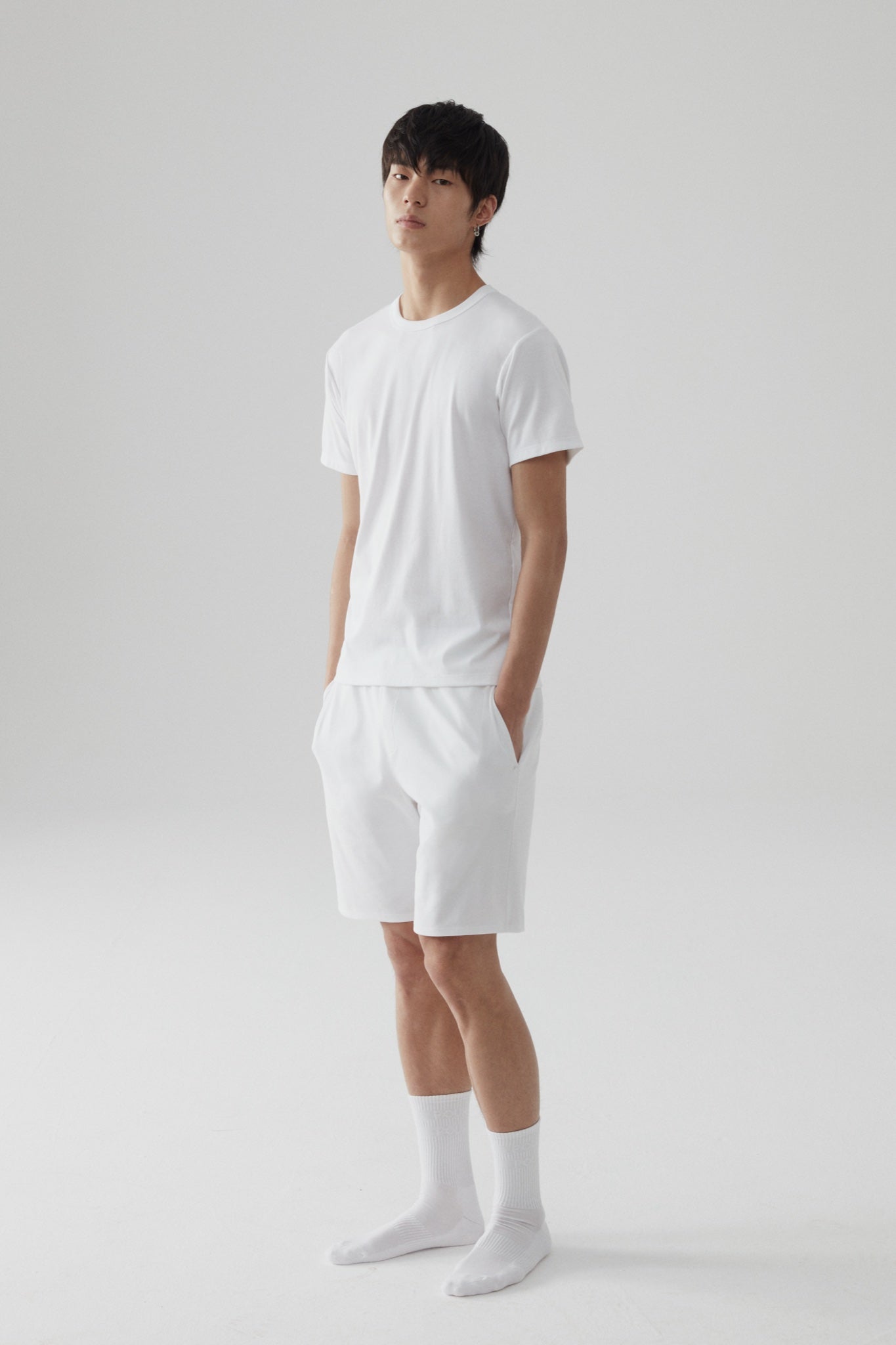 T&T-01 White